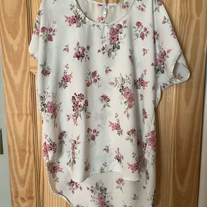 Beautiful oversized floral blouse